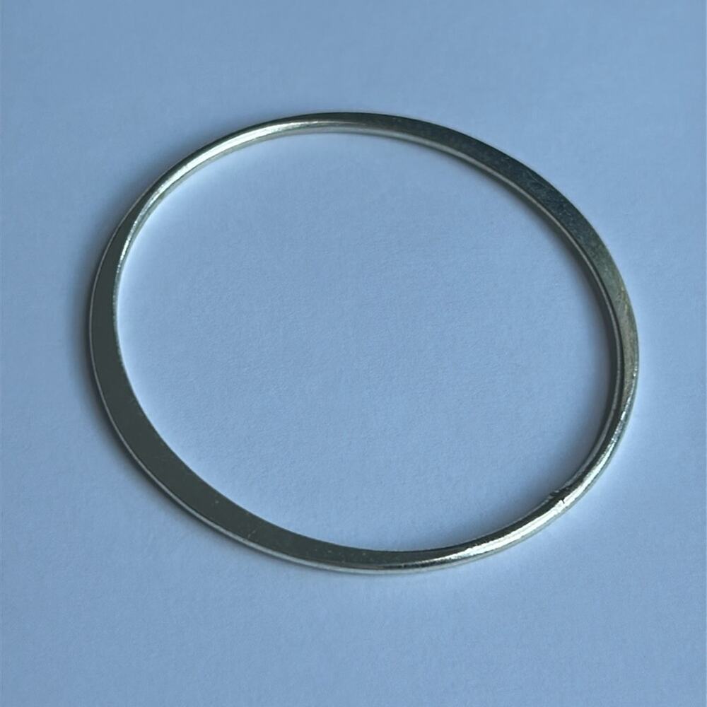 Women’s vintage unique silver tone bangle bracelet one size‎ measurements shown